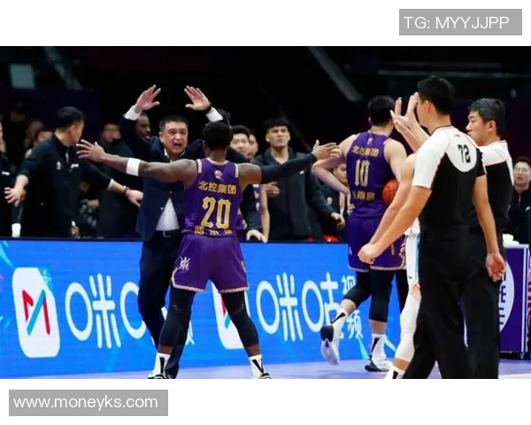 季前赛精彩对决首钢对阵北控全程直播不容错过